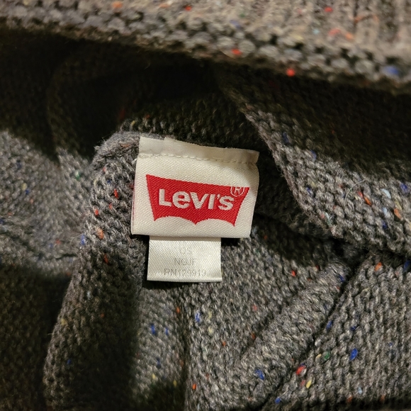 Levi's Beanie Hat (bonus fleece neckwarmer) - Picture 4 of 6